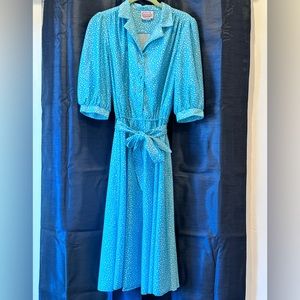 Vintage turquoise and white polka dot collared dress by California LOOKS